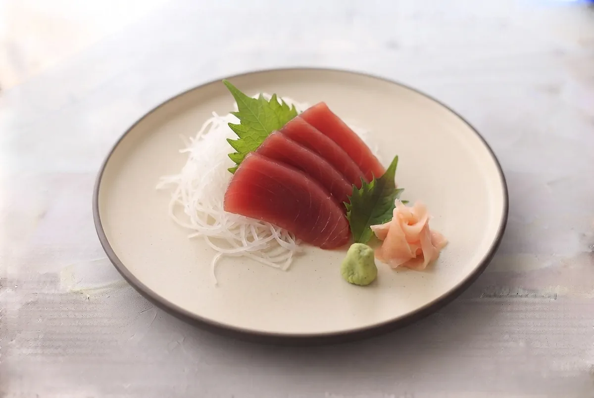 SASHIMI 4KS tuňák